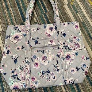 💜 Vera Bradley Iconic Vera Tote Park Stripe